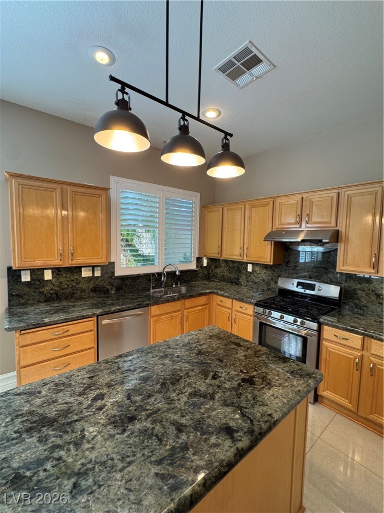 9927 Ridge Manor Avenue Property Photo 23