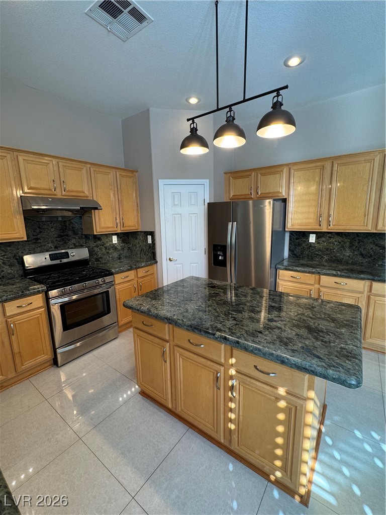 9927 Ridge Manor Avenue Property Photo 24