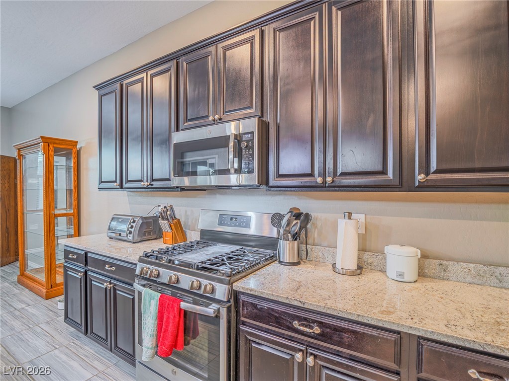416 Middlestone Avenue Property Photo 12