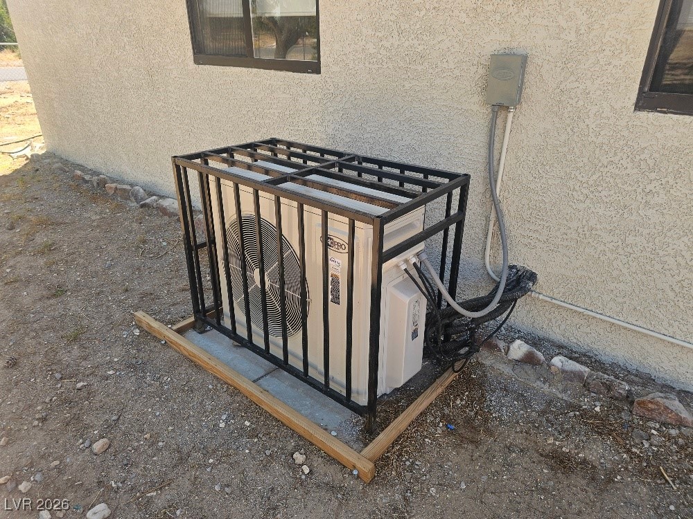 870 Second Street Property Photo 9