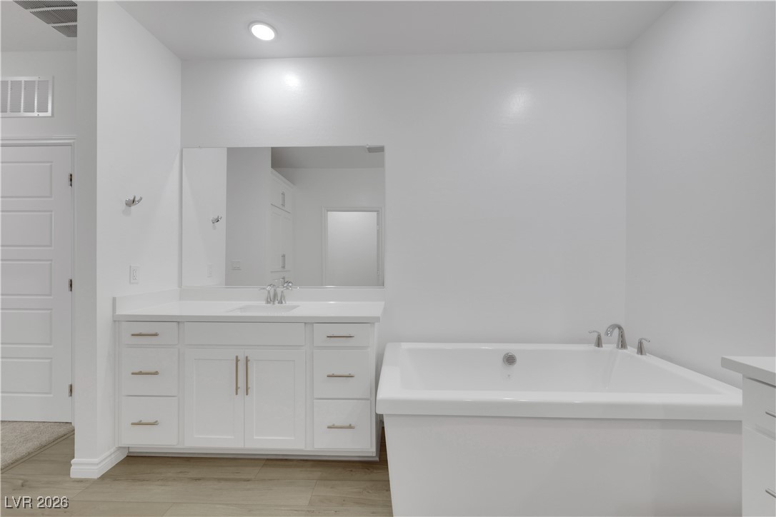 2555 Hampton Road 7202 Property Photo 25