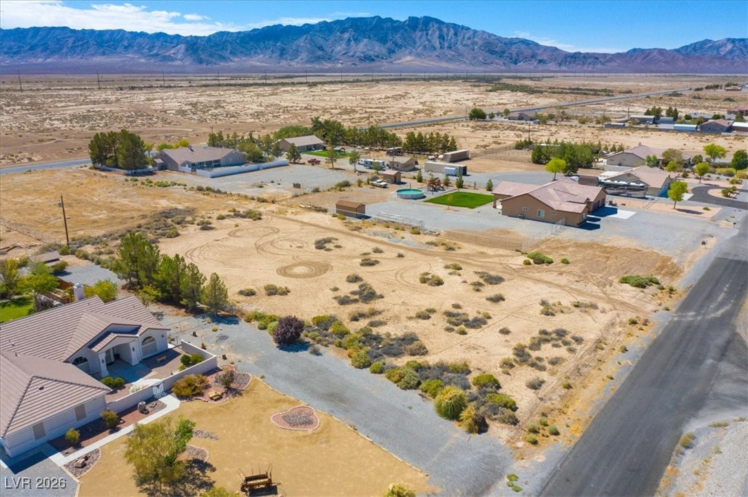 1441 Marion Miller Property Photo 4