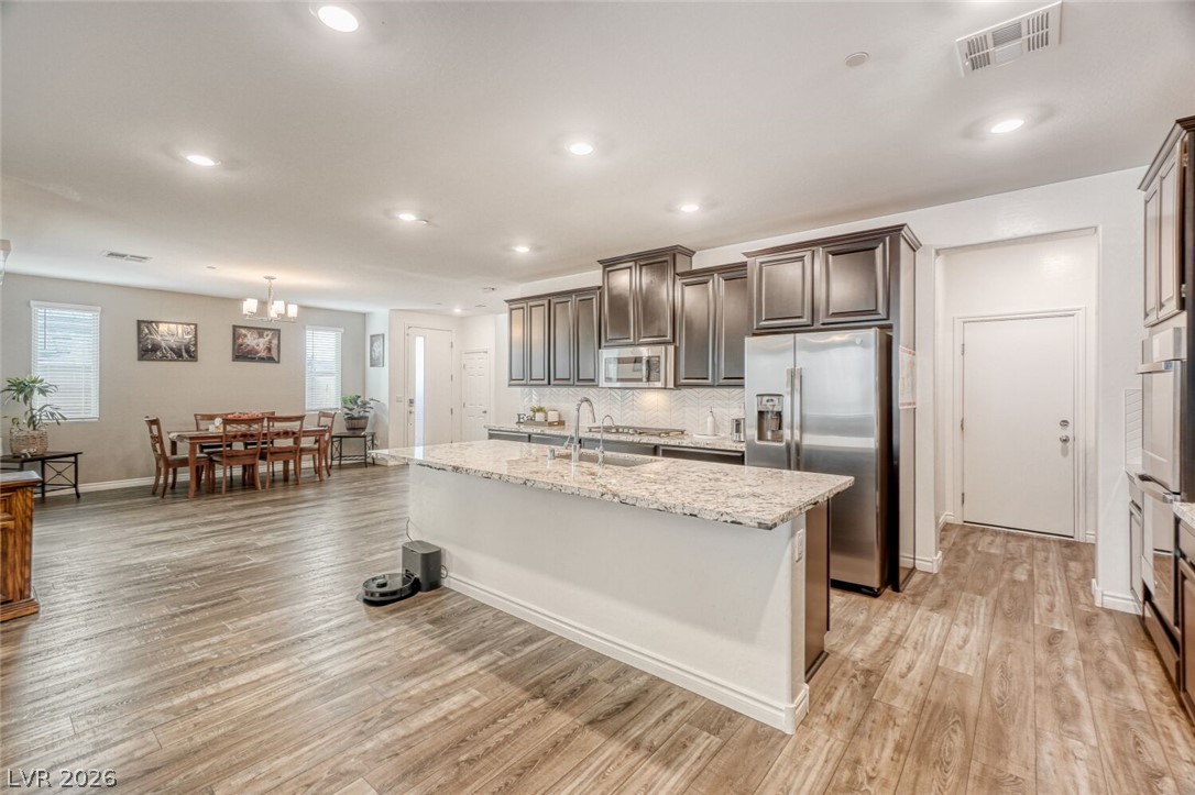 3135 Hazy Hills Avenue Property Photo 12