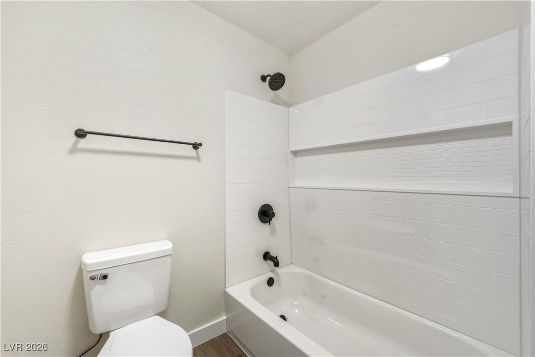 5248 Greene Lane B Property Photo 17