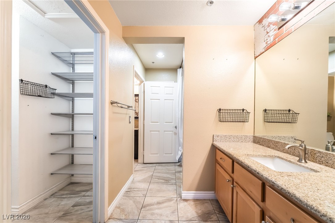 35 East Agate Avenue 201 Property Photo 8