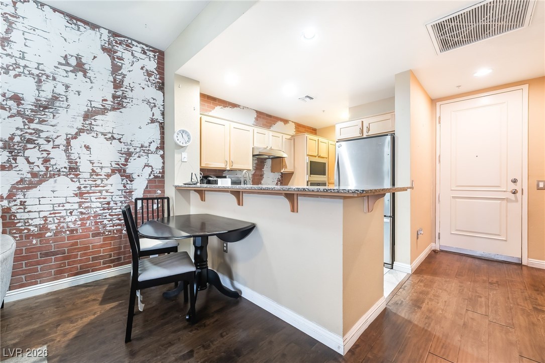 35 East Agate Avenue 201 Property Photo 15