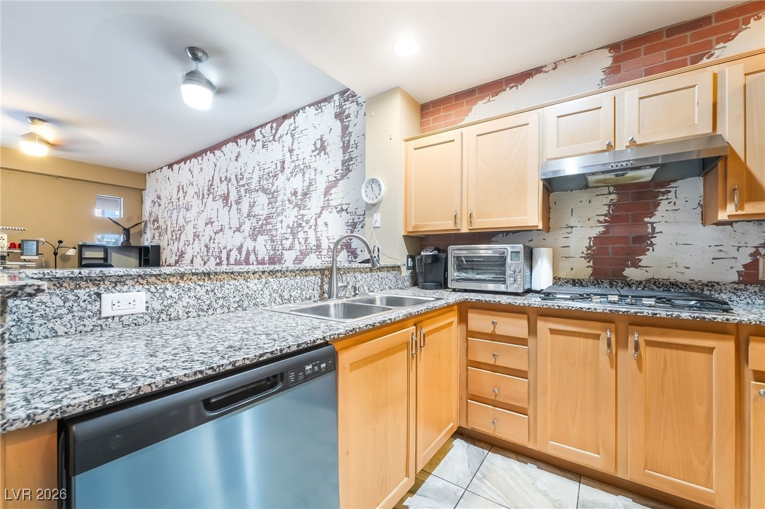 35 East Agate Avenue 201 Property Photo 16