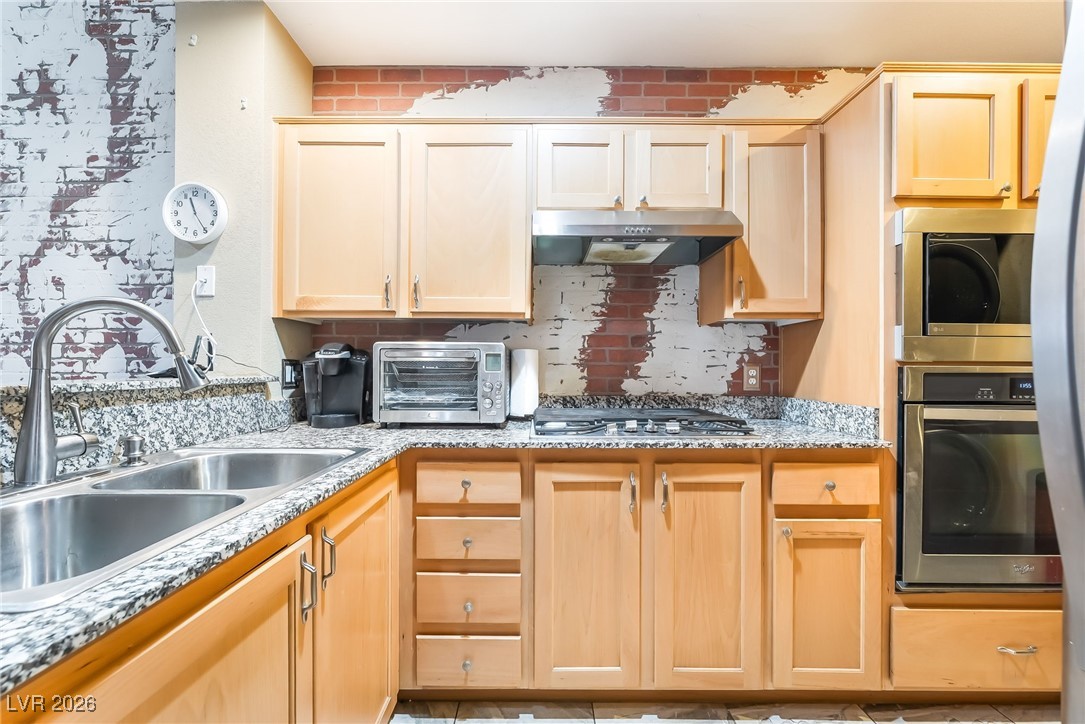 35 East Agate Avenue 201 Property Photo 17