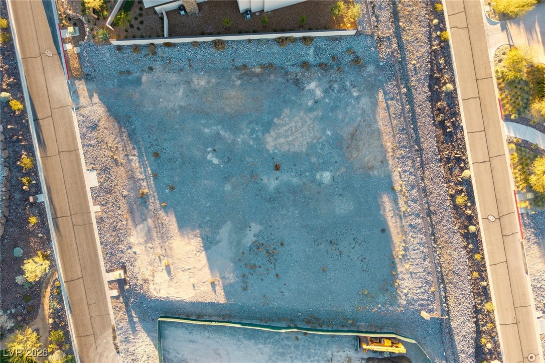 7 Stonecutter Court Property Photo 9