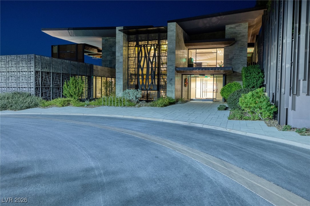 7 Stonecutter Court Property Photo 10