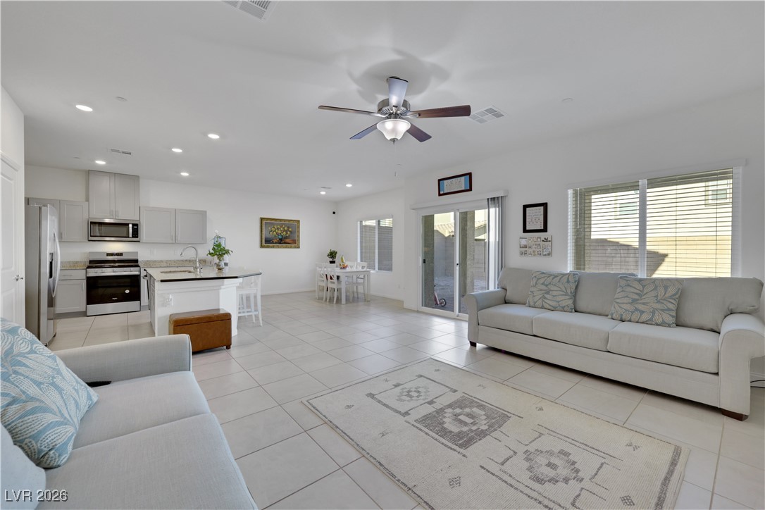 10968 Lancaster Park Avenue Property Photo 10