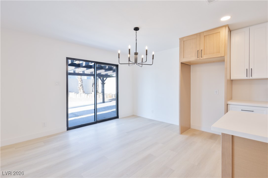 4319 Roanridge Avenue Property Photo 10