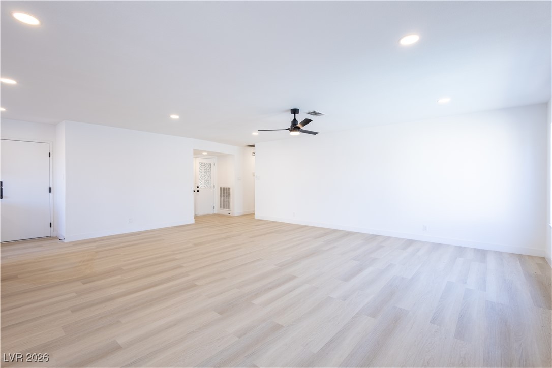 4319 Roanridge Avenue Property Photo 11
