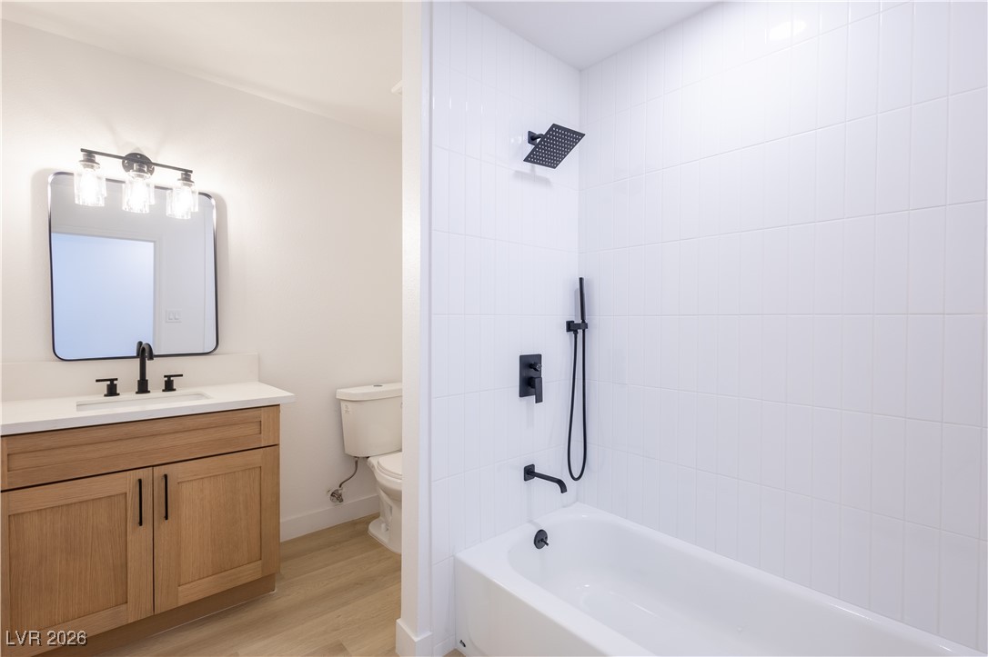 4319 Roanridge Avenue Property Photo 12