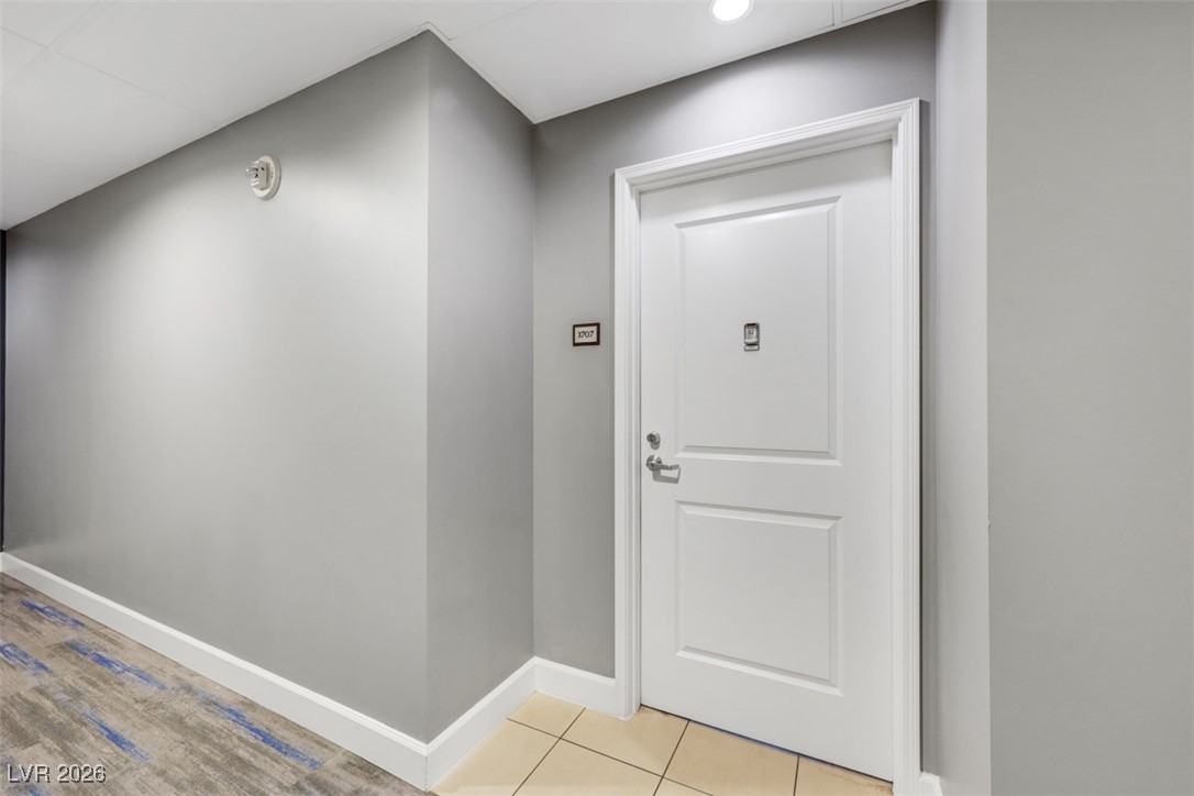 200 West Sahara Avenue 3707 Property Photo 6