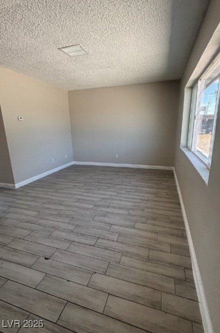 718 West Wilson Avenue 104 Property Photo 4