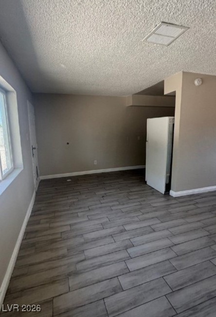 718 West Wilson Avenue 104 Property Photo 6