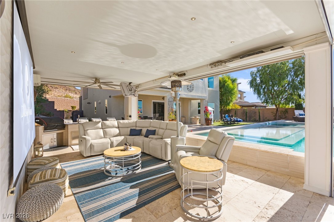 2748963 Property Photo 40