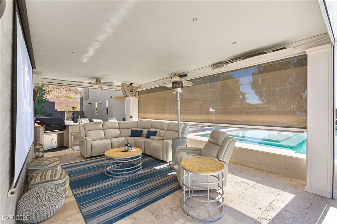 2748963 Property Photo 41