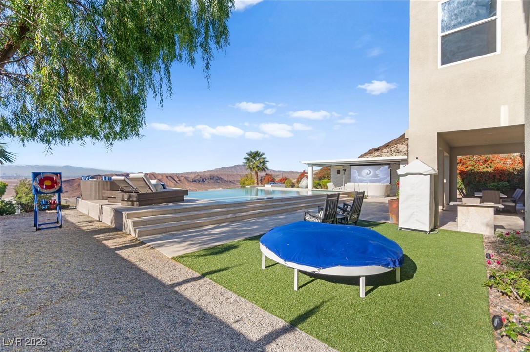 2748963 Property Photo 49