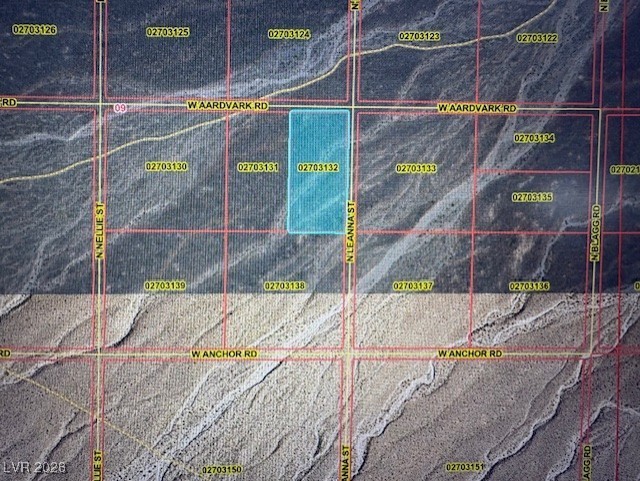 290 West Aardvark Road Property Photo 1