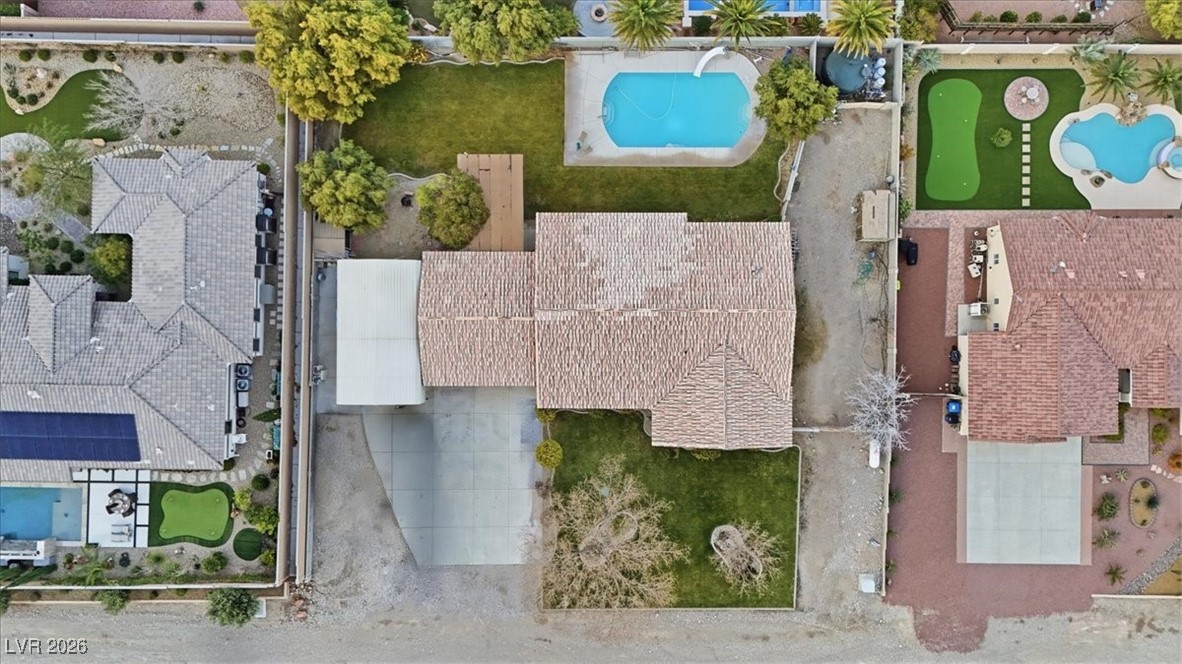 10140 West Tropical Parkway Property Photo 3