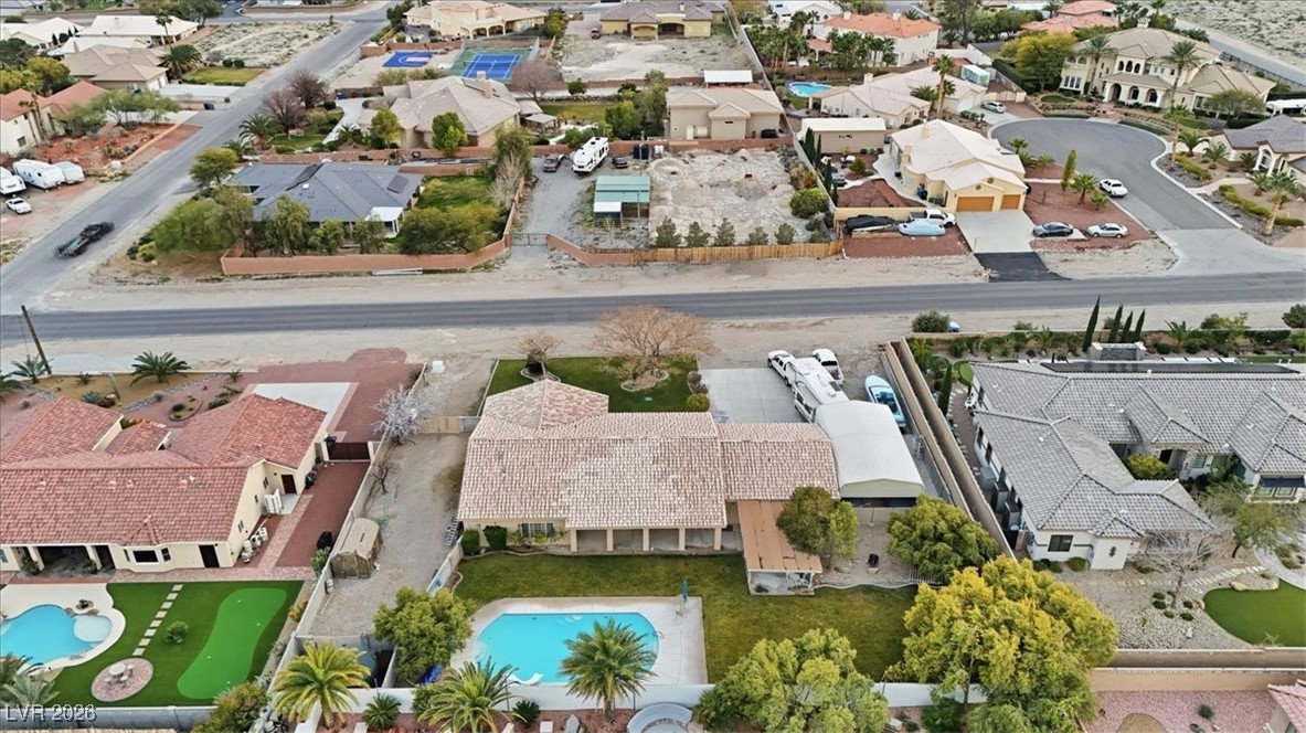 10140 West Tropical Parkway Property Photo 4