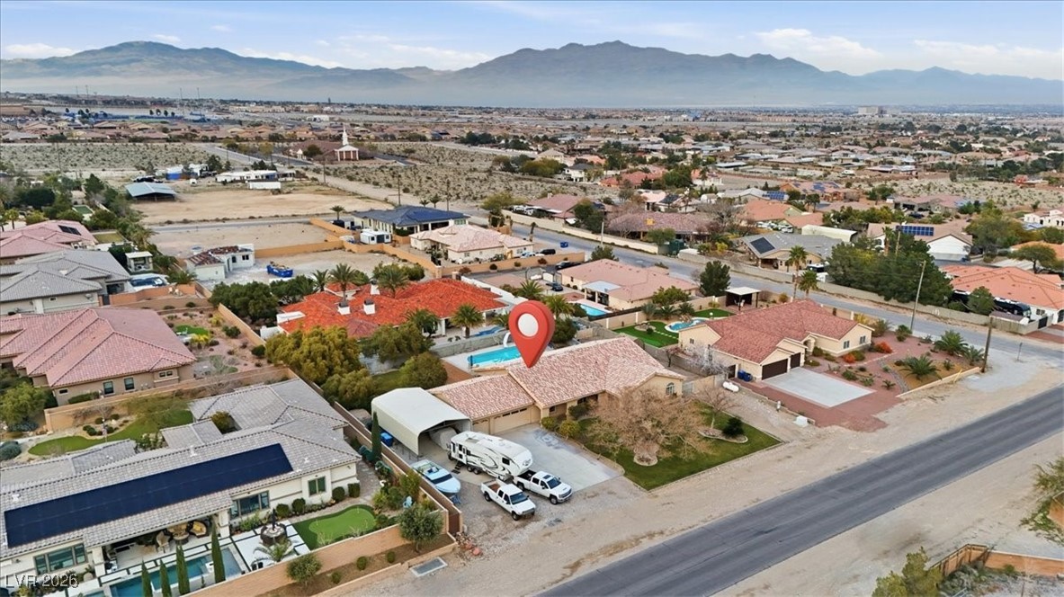 10140 West Tropical Parkway Property Photo 8