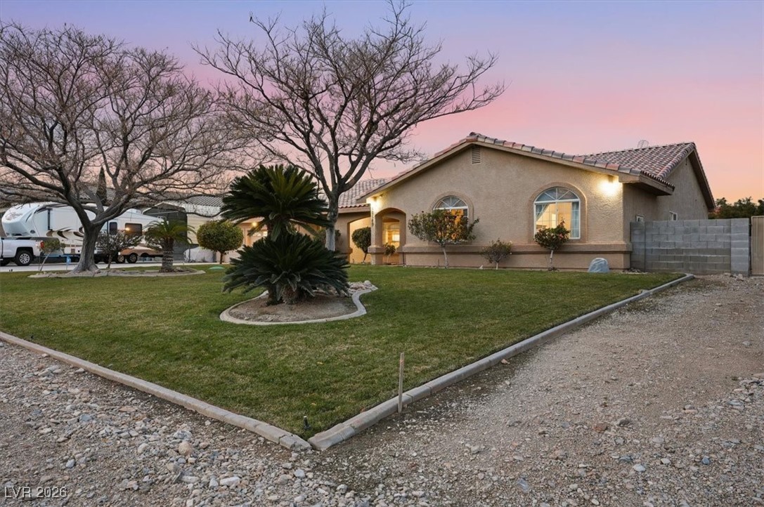 10140 West Tropical Parkway Property Photo 11