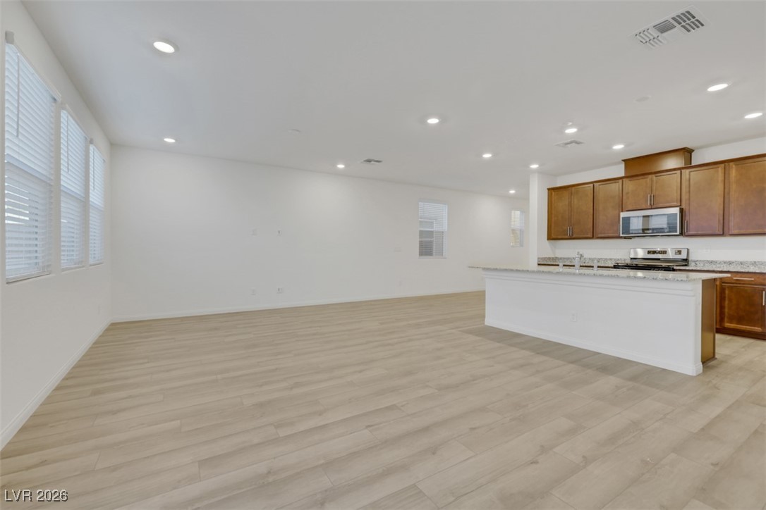 7262 Copper Grove Avenue Property Photo 13