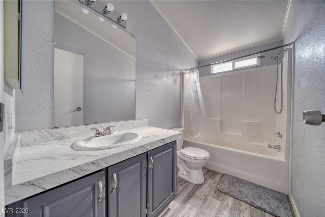 1171 West Greta Boulevard Property Photo 8