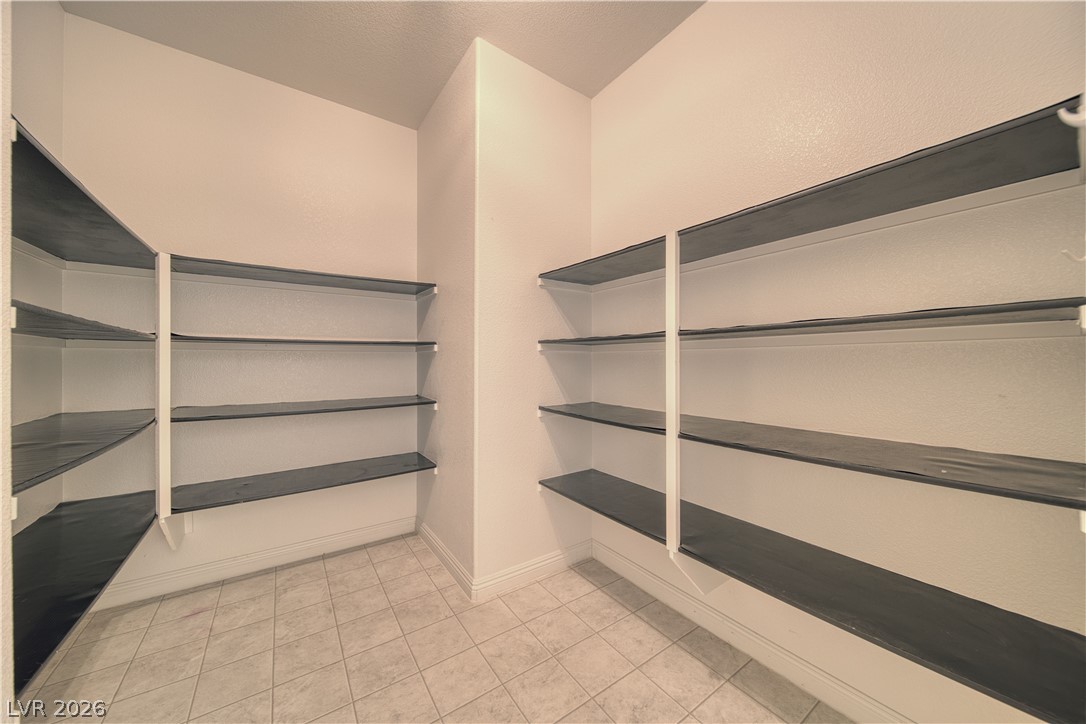 3821 East Weld Avenue Property Photo 20