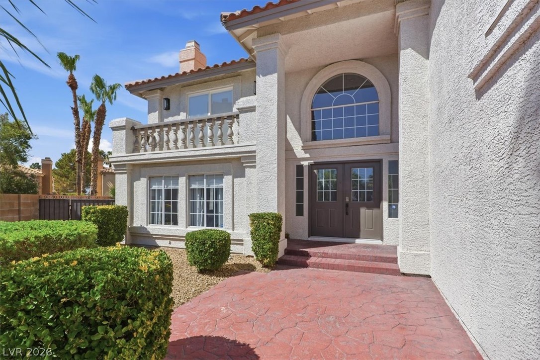 9433 Salt Water Court Property Photo 3