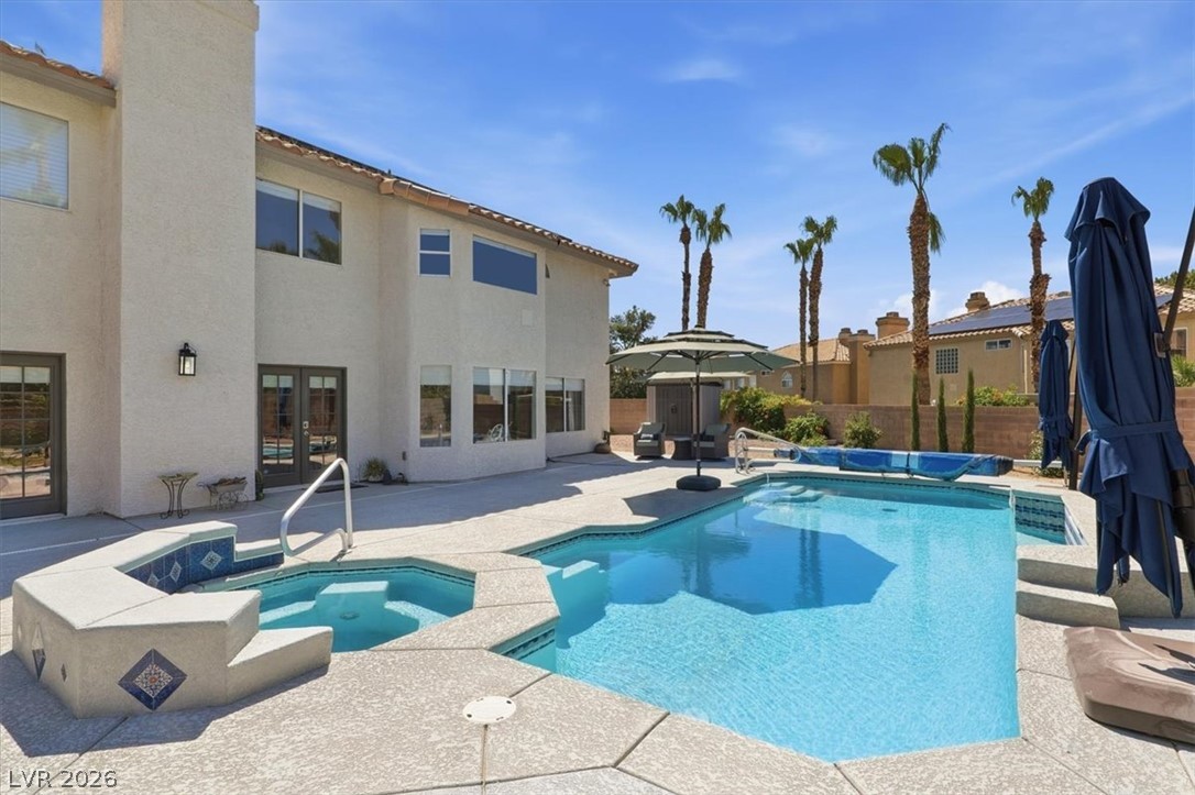 9433 Salt Water Court Property Photo 4