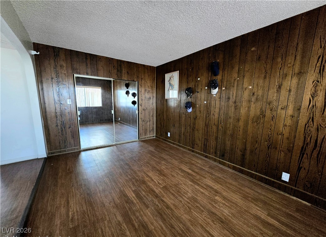 1909 Leona Street Property Photo 10