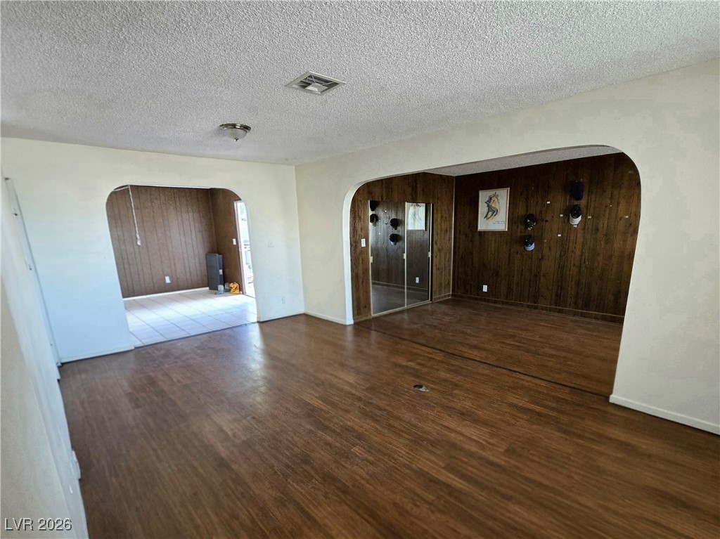 1909 Leona Street Property Photo 11