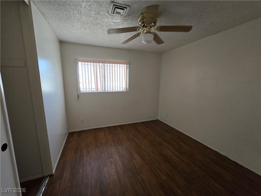 1909 Leona Street Property Photo 26
