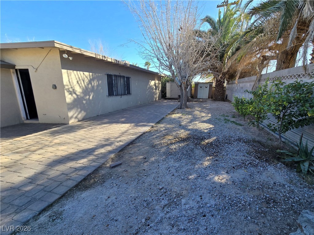 1909 Leona Street Property Photo 28