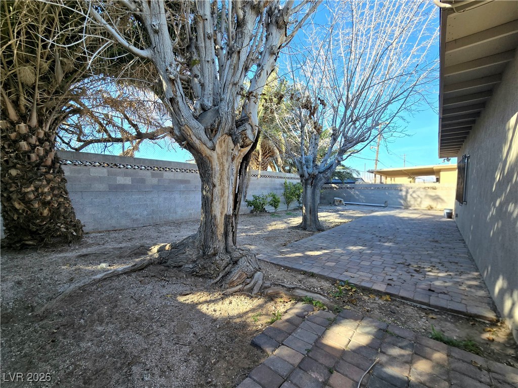 1909 Leona Street Property Photo 31