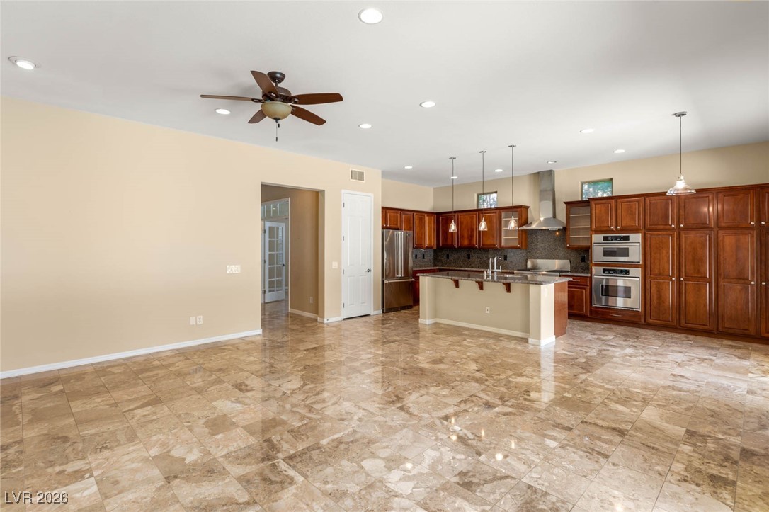 17 Morninglow Pass Property Photo 15