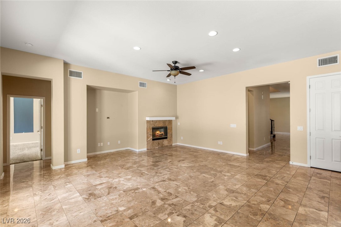 17 Morninglow Pass Property Photo 16