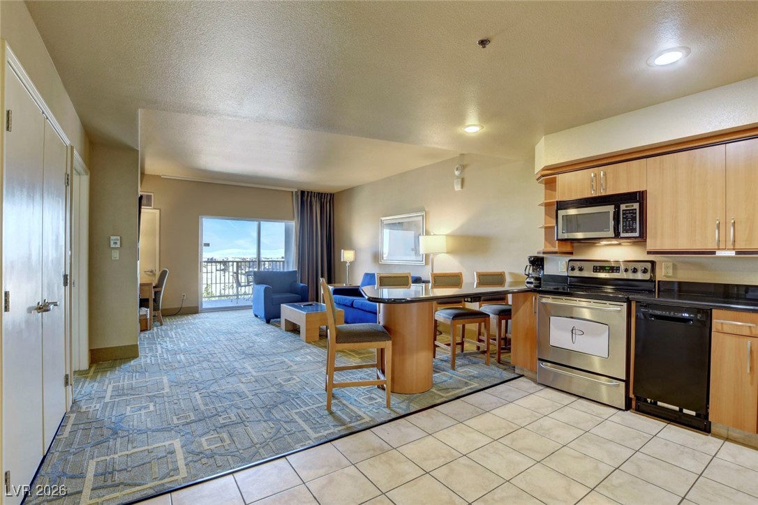 211 East Flamingo Road 713 Property Photo 11