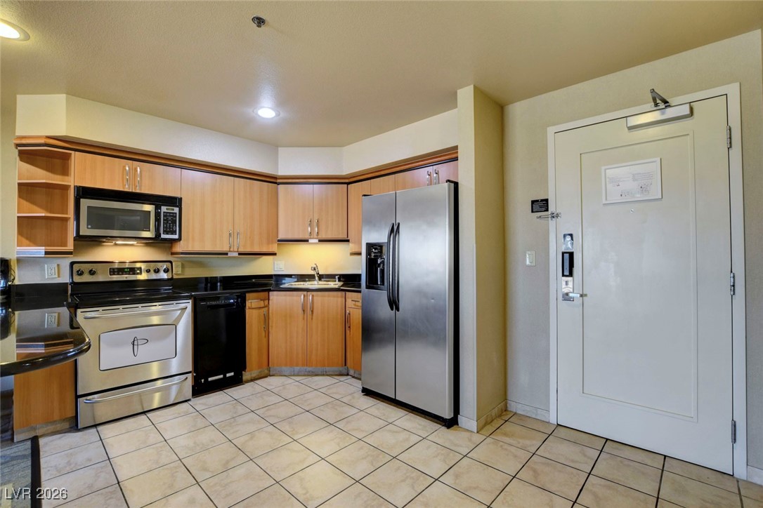 211 East Flamingo Road 713 Property Photo 13