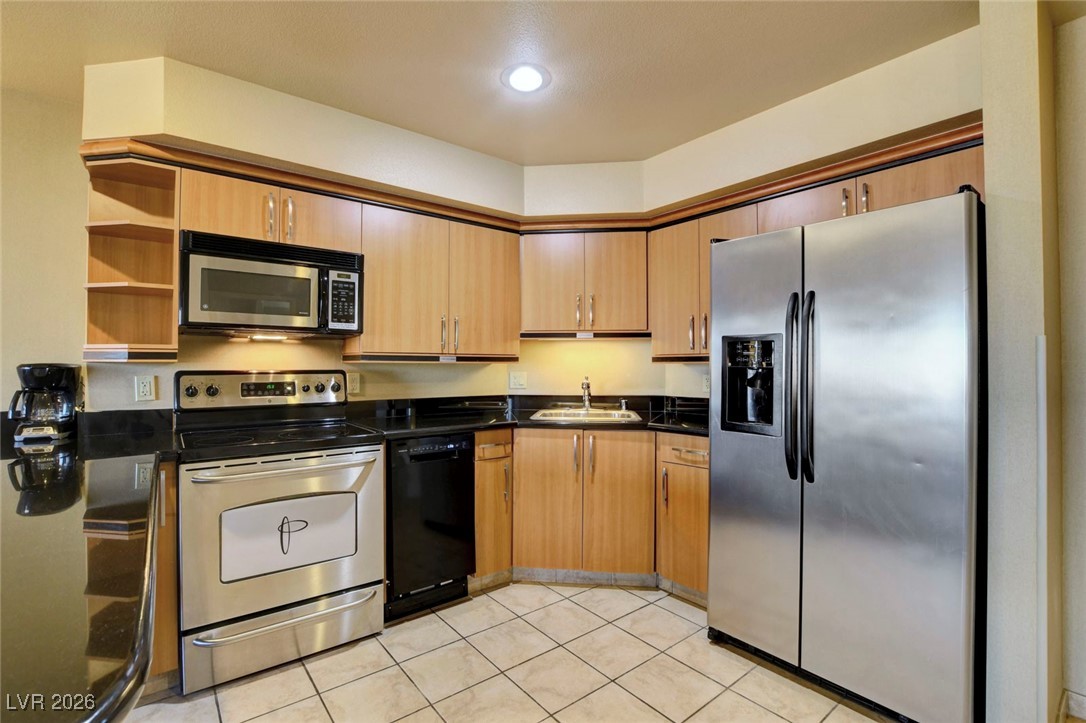 211 East Flamingo Road 713 Property Photo 14