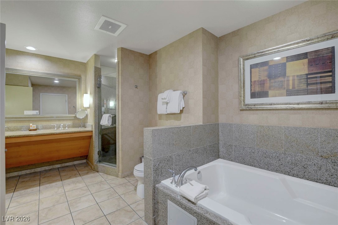 211 East Flamingo Road 713 Property Photo 33