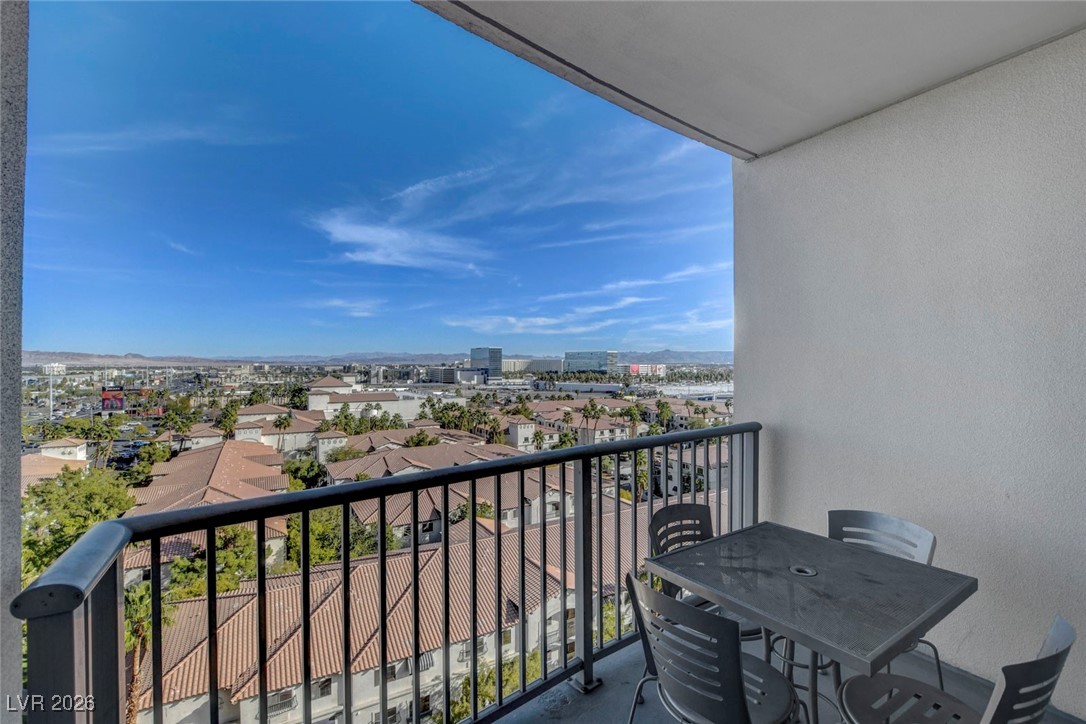 211 East Flamingo Road 713 Property Photo 42