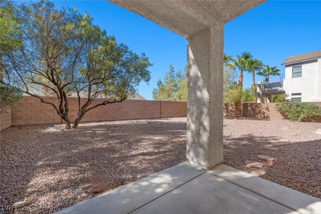 1724 Flores Lane Property Photo 35