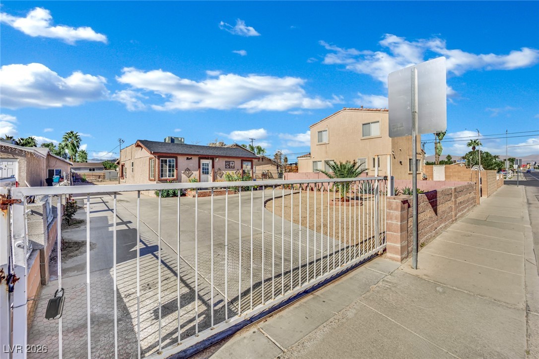 1843 North Bruce Street Property Photo 19