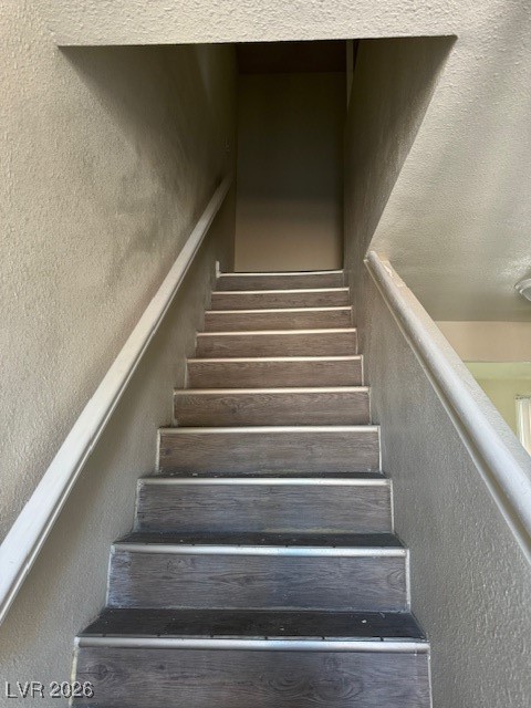 5116 Gray Lane H Property Photo 9