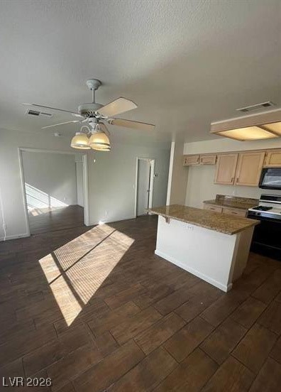 1213 Daytona Lane Property Photo 11
